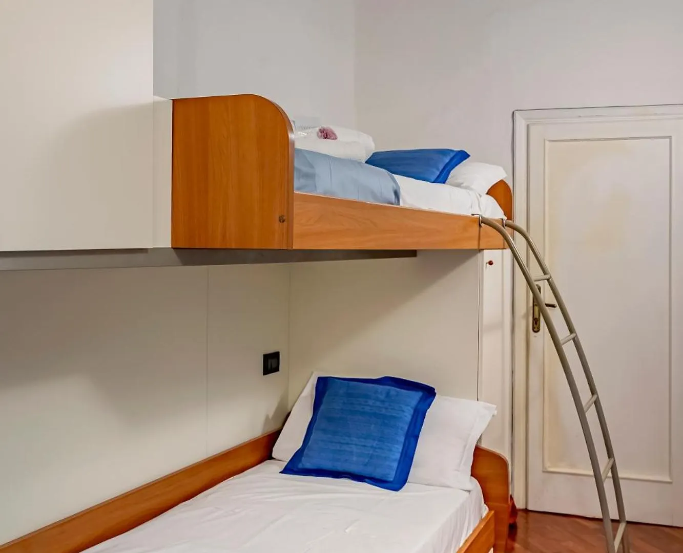 Dante'S Rooms Florence Guest house